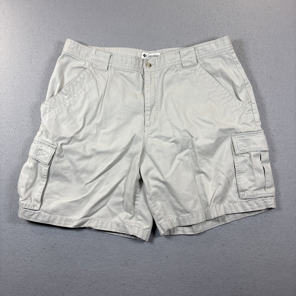 Columbia Shorts Mens 40 Beige Hiking Outdoor Utility Cargo‎ Pockets 9" Inseam